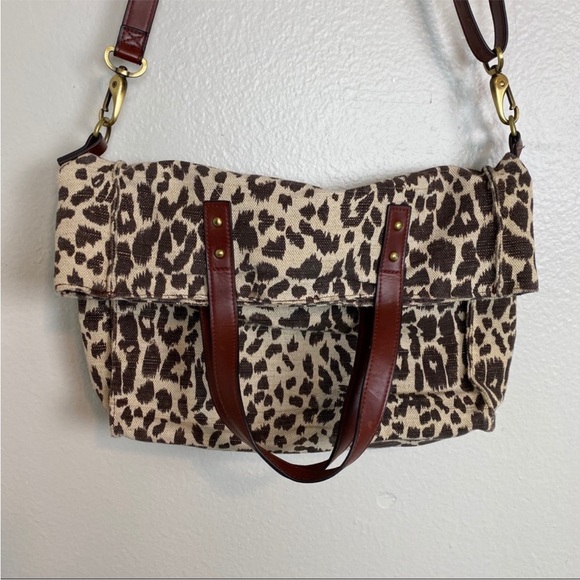 Vintage Leopard Print Canvas Crossbody Bag with Brown Leather Trim - Picture 5 of 7